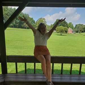 Meet your Posher, Olivia